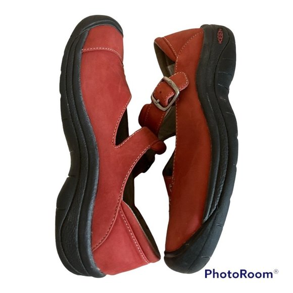 COPY - KEEN Mary Jane Shoes Red Suede sz. 6 - Picture 5 of 8